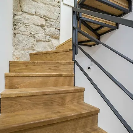 Petar In Old Part Of Town Apartamento *